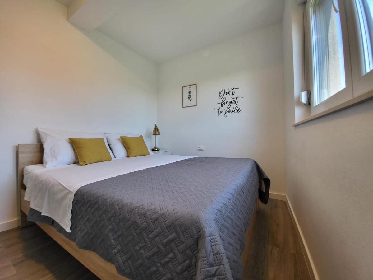 Vila Maslina-Apartman Br.4 Appartement Zadar Buitenkant foto